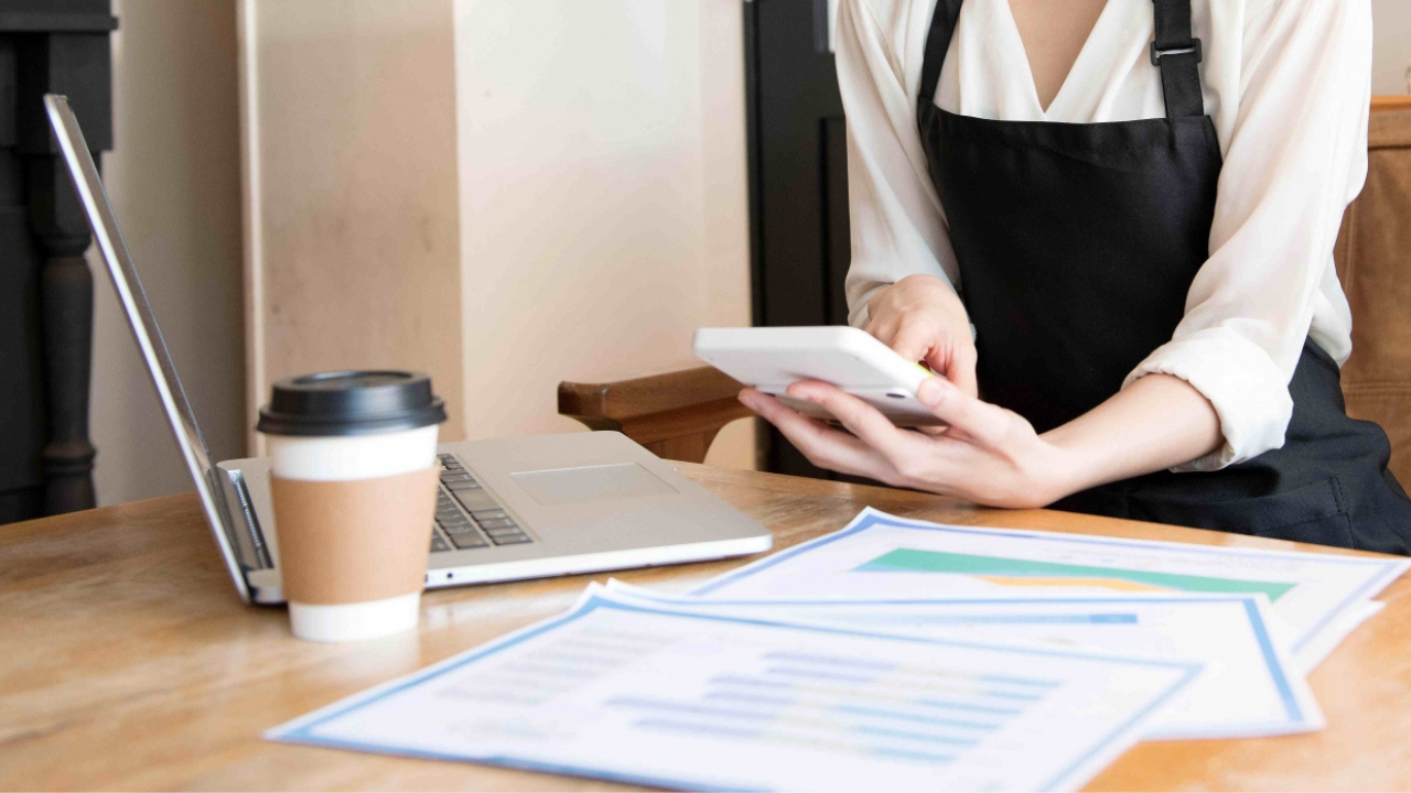 カスハラ対策にかかる費用はいくら？中小企業向け現実的な選択肢